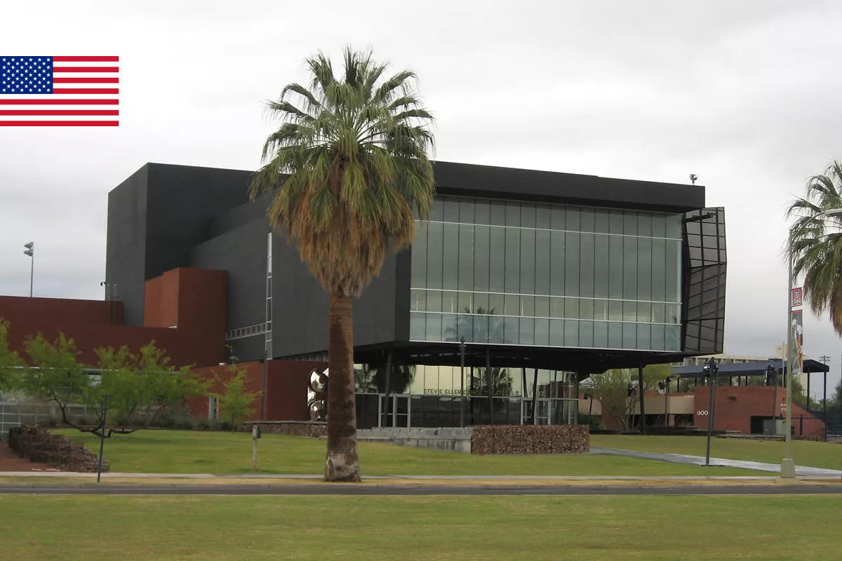 budynek uniwersytetu Arizona
                                    