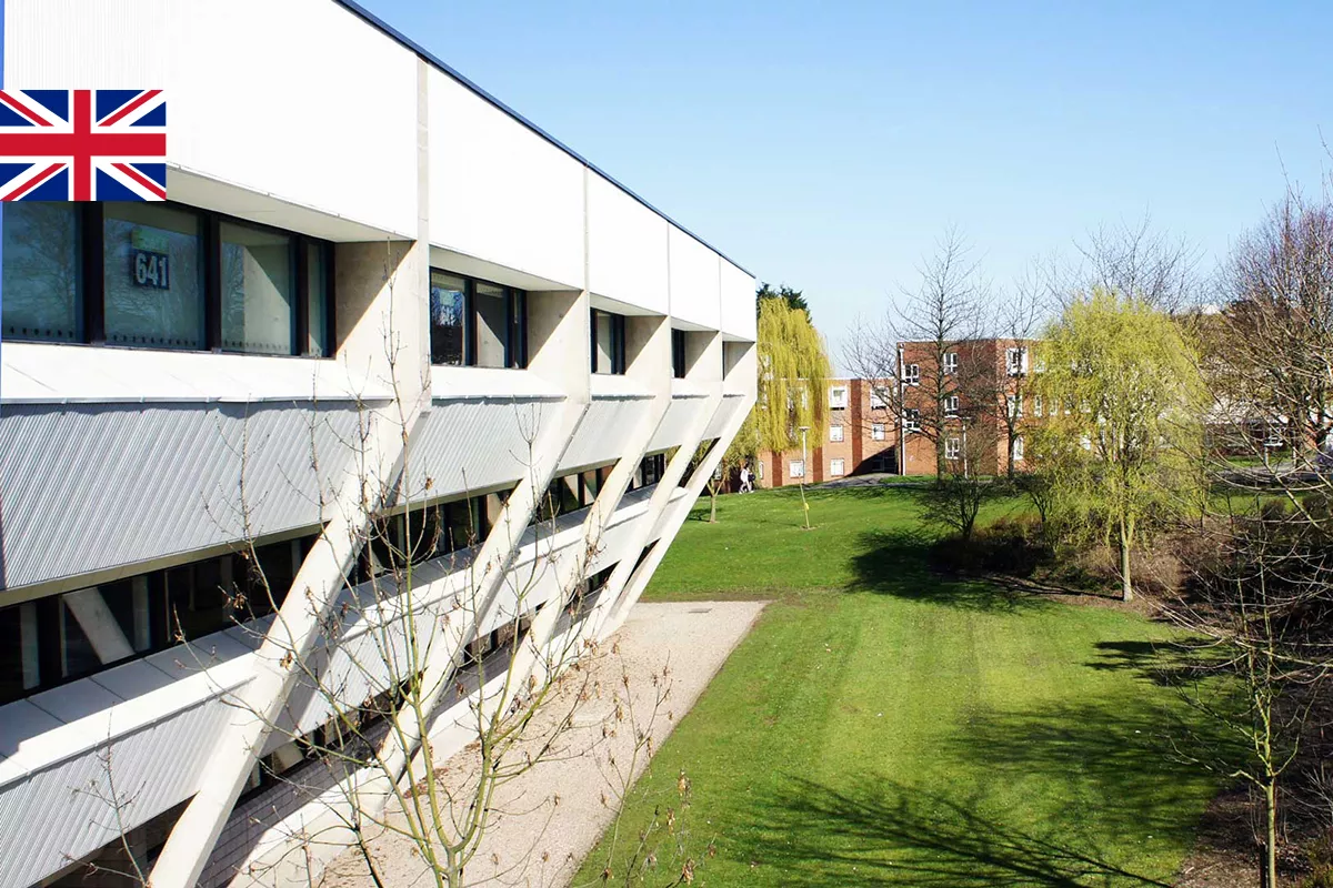 budynek uniwersytetu Loughborough
                                    